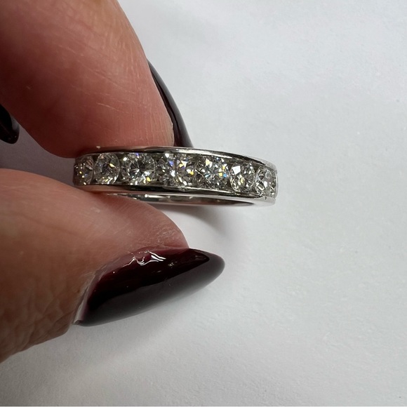 Tiffany & Co. Setting Wedding Platinum Band with Diamonds - Picture 11 of 12